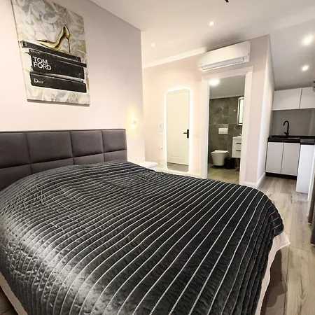Rent Alvin - Luxury Near The Appartement *
