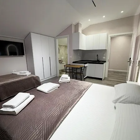 Rent Alvin - Luxury Near The Lejlighed Pogradec