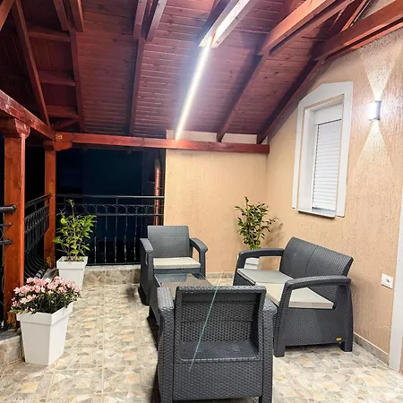 Rent Alvin - Luxury Near The * Pogradec