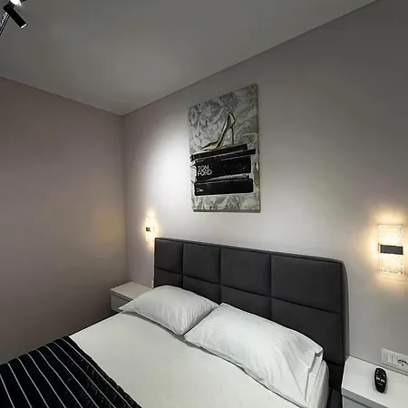 Rent Alvin - Luxury Near The Lejlighed *