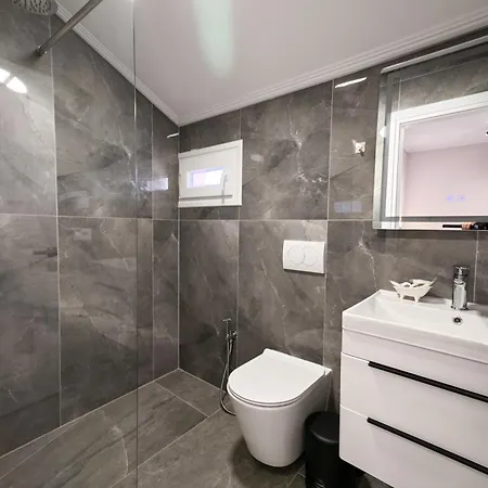 Rent Alvin - Luxury Near The *